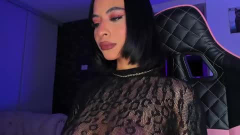 M A R I A N E online show from May 24, 6:42 am