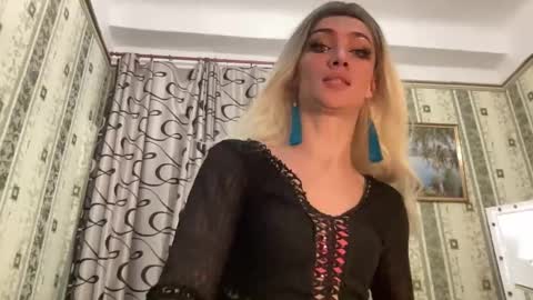 Snapshot of maridekoks chatting on March 10, 4:57 pm Mari online show from March 10, 4:57 pm