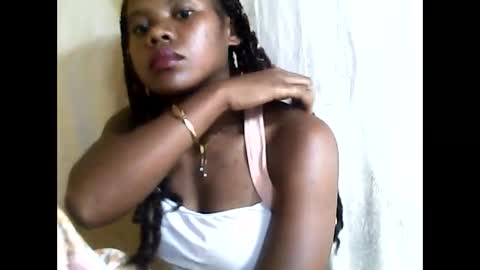 marie599194 online show from May 29, 5:05 am