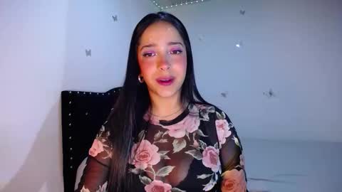 Nicolle online show from October 15, 3:32 am