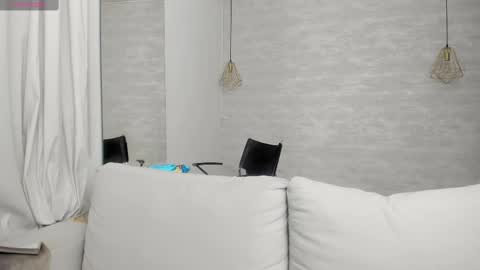 marie_luuu online show from January 16, 8:33 am