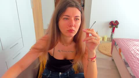Marie   online show from June 8, 5:41 am