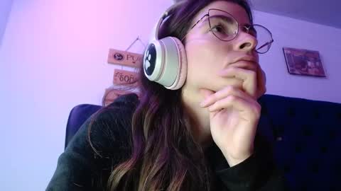 Mariie online show from March 6, 9:53 pm