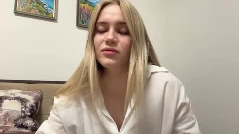 Sofia online show from March 7, 7:14 pm