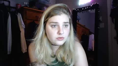 marigoldrue online show from September 25, 2:40 am