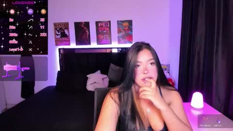 Mariana Hasper online show from March 7, 2:11 am