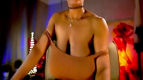 Nikita - Scroll down and read my bio please. New Pictures in Bio online show from April 24, 6:59 am