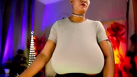 Snapshot of mariicha chatting on September 19, 7:12 am Nikita - Scroll down and read my bio please. New Pictures in Bio online show from September 19, 7:12 am