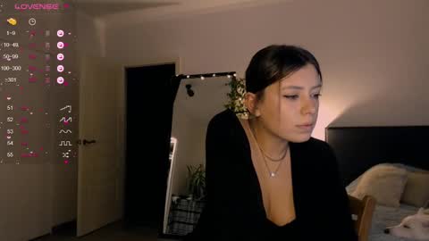 Mari online show from December 17, 2:55 pm