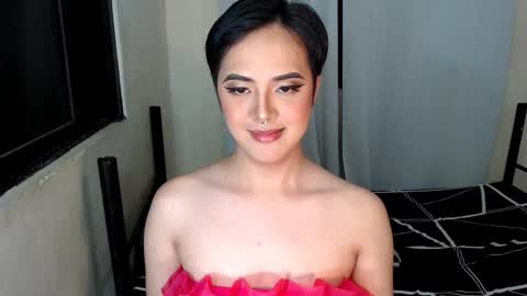 Snapshot of marikosue01 chatting on February 14, 1:08 pm marikosue online show from February 14, 1:08 pm