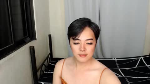 Snapshot of marikosue01 chatting on February 10, 3:21 pm marikosue online show from February 10, 3:21 pm