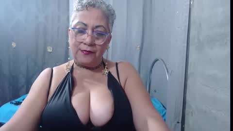 Marilin carolina online show from November 9, 7:56 am