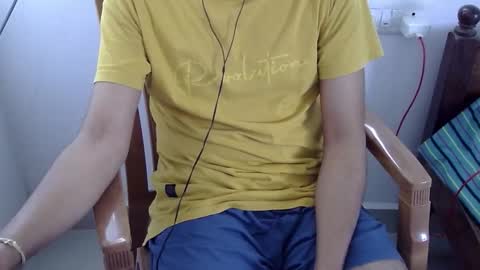 The SHY UncutBoy online show from January 17, 5:39 am