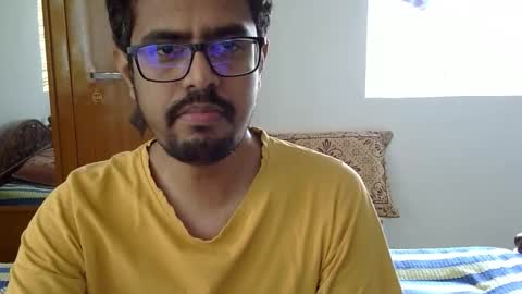 The SHY UncutBoy online show from October 2, 5:17 am