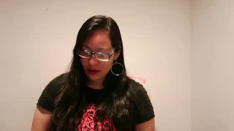 MARIPOSAhot33 online show from September 29, 8:30 pm