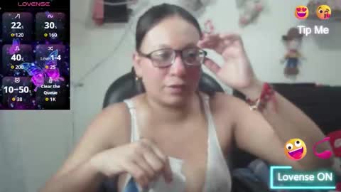 Snapshot of maritsa_millerr chatting on October 21, 11:04 am maritsa online show from October 21, 11:04 am