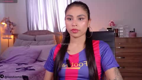    online show from October 25, 8:09 pm