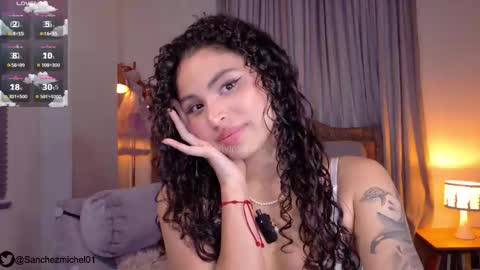 Snapshot of marivimichel03 chatting on October 9, 9:20 pm online show from October 9, 9:20 pm
