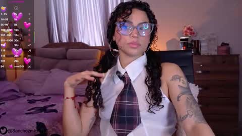 Snapshot of marivimichel03 chatting on October 18, 9:30 pm online show from October 18, 9:30 pm