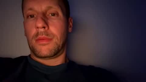 Mark online show from October 16, 8:51 pm