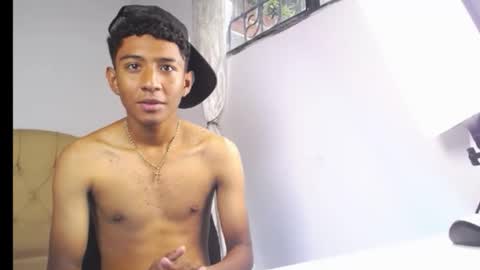 Snapshot of mark_hernandez_ds chatting on October 27, 1:22 pm Mark online show from October 27, 1:22 pm