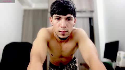 MODEL Mark Rut online show from March 6, 2:19 am