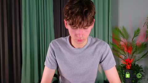 Mark online show from April 25, 1:41 pm