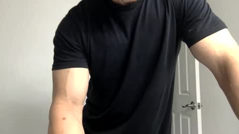 Snapshot of markk702 chatting on September 25, 10:33 am markk702 online show from September 25, 10:33 am