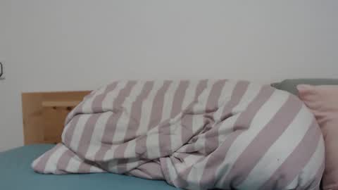 Mark online show from March 31, 9:21 am