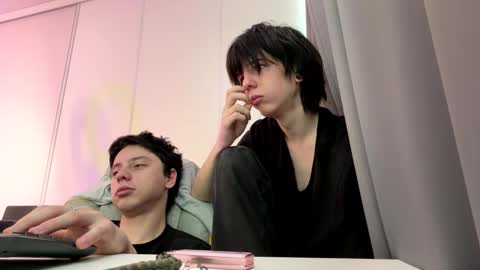 Mark online show from March 31, 4:35 am