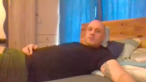 markus_7 online show from November 27, 10:34 am