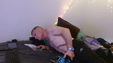 markymark101825061 online show from February 12, 9:11 pm