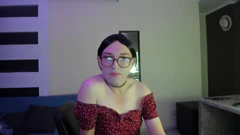 marla85 online show from May 24, 11:22 pm