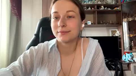 Lena online show from June 19, 9:15 am