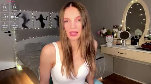 Maja online show from March 2, 8:32 am