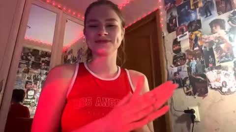 Codi online show from June 3, 6:46 pm