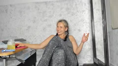 marly online show from December 1, 1:47 am