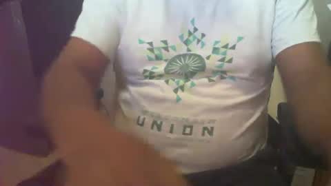 Snapshot of marriedandfrisky chatting on December 5, 3:12 pm Married Horny Guy online show from December 5, 3:12 pm