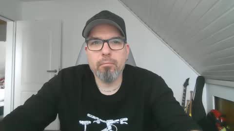 marriedcock1980 online show from January 12, 12:12 pm