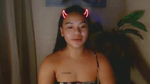 Wenwen online show from March 4, 8:38 pm