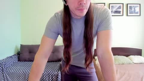 Alan online show from April 12, 7:45 am