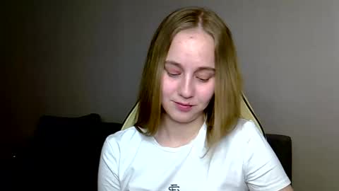 marryvi online show from March 6, 4:39 pm