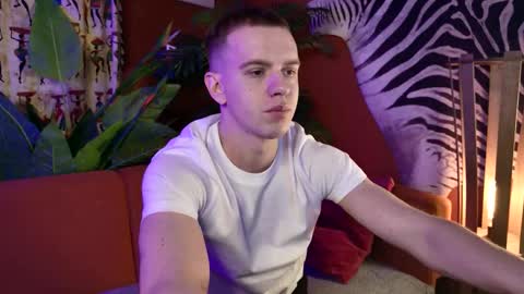 Mars online show from March 14, 2:37 am