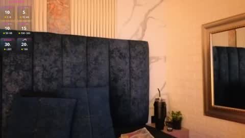 marscarlett online show from April 23, 11:40 am