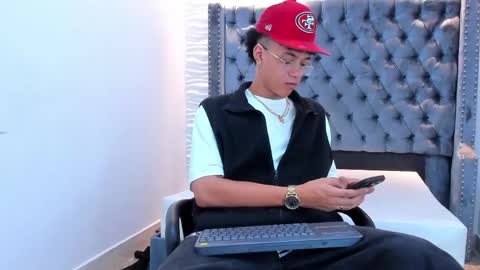 MARSHALL online show from April 13, 4:06 am