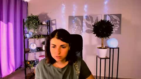 martaedams online show from June 8, 5:08 am