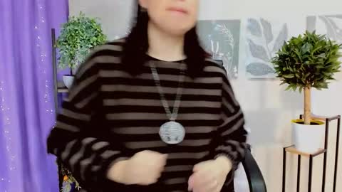 martaedams online show from February 12, 9:24 am