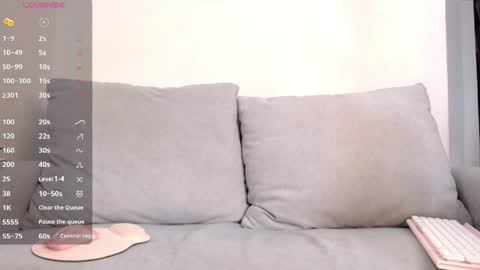 marthina thompson online show from April 22, 12:12 pm