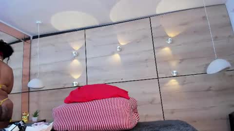 martina touss  online show from June 25, 1:05 pm