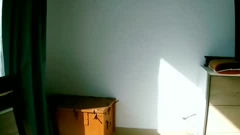 Play with me I obey I promise  online show from February 8, 1:25 pm